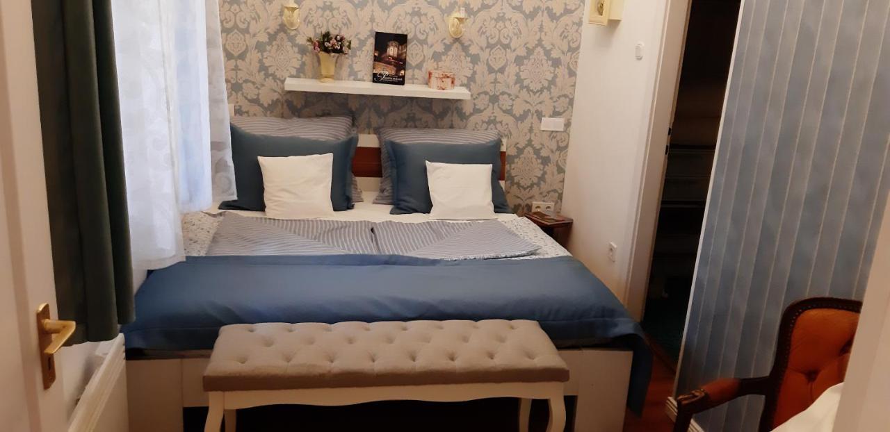 Hedi Apartman มิชโคลซ์ ภายนอก รูปภาพ